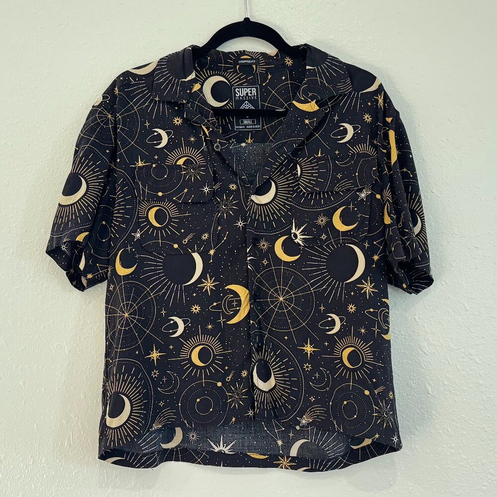 SUPER MASSIVE Celestial Sun + Moon Cropped Button-Up Shirt 🌞🌑🌙  Size Small